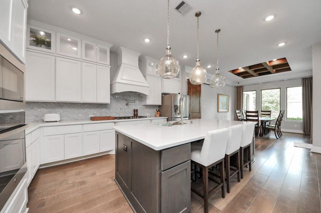 10611 Sawmill Park Drive, Missouri City, TX 77459