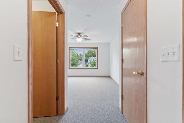 2231 Penn Place 209, North Saint Paul, MN 55109