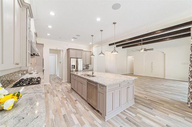 2404 SE 79TH STREET, Ocala, FL 34480