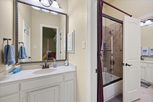 7400 Fox Run Court, Granbury, TX 76049