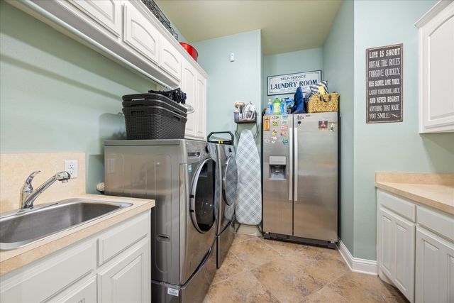 7400 Fox Run Court, Granbury, TX 76049