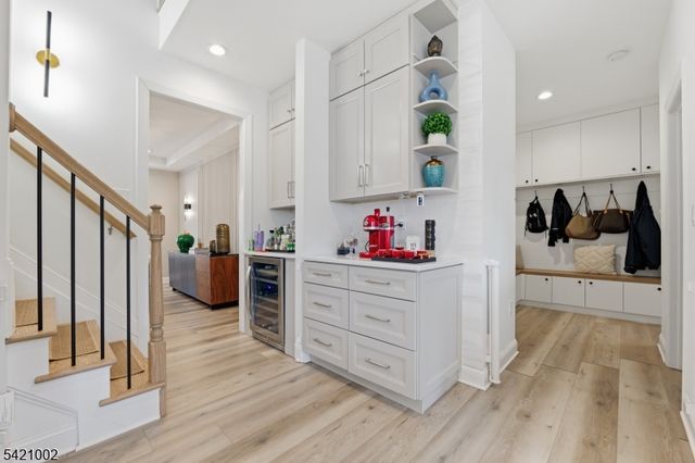 521 Hillsborough Rd, Hillsborough Twp., NJ 08844