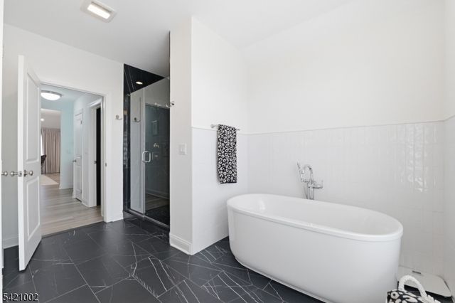 521 Hillsborough Rd, Hillsborough Twp., NJ 08844