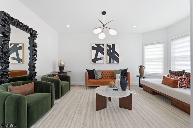 521 Hillsborough Rd, Hillsborough Twp., NJ 08844