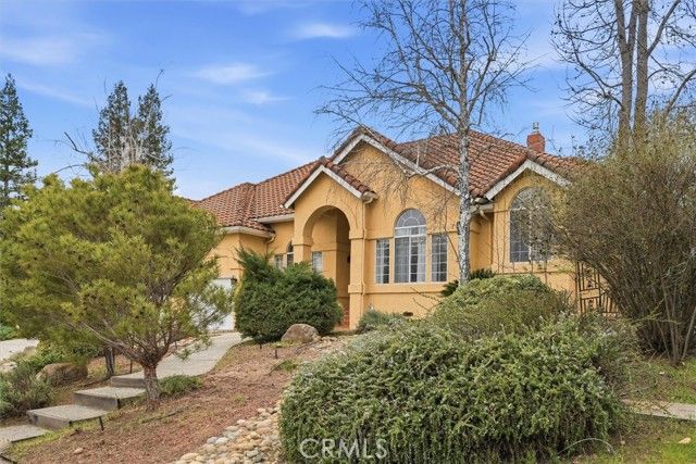 40484 Goldside Drive, Oakhurst, CA 93644