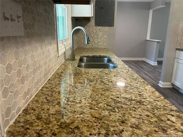 1726 Wayne Lane, Fayetteville, NC 28304