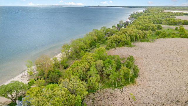 430 Ricoma Beach Road, Bay City, MI 48706