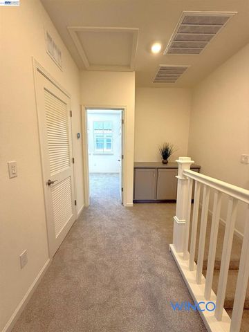 3810 Norbridge Ave, Castro Valley, CA 94546