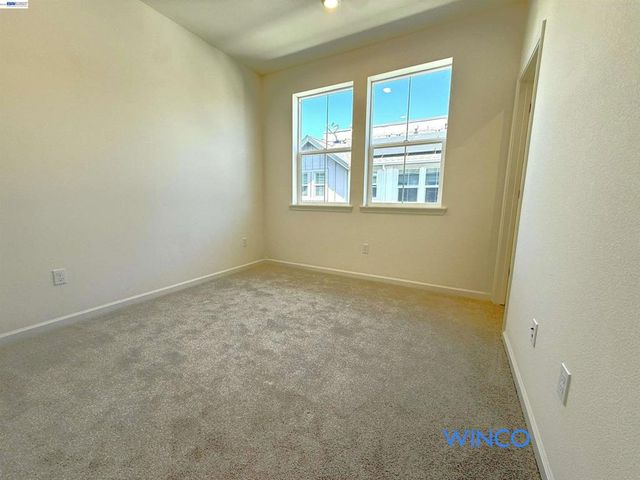 3810 Norbridge Ave, Castro Valley, CA 94546