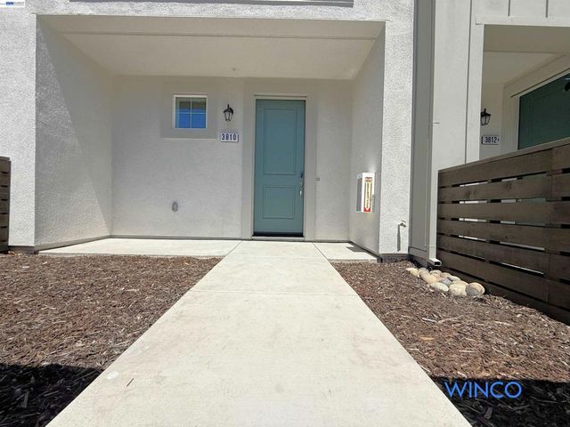 3810 Norbridge Ave, Castro Valley, CA 94546