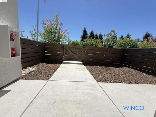 3810 Norbridge Ave, Castro Valley, CA 94546