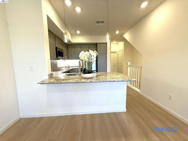3810 Norbridge Ave, Castro Valley, CA 94546