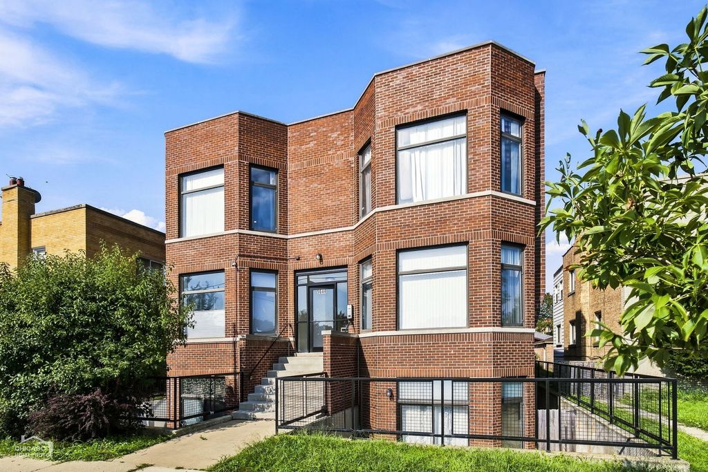 5644 N California Avenue, Chicago, IL 60659 — exterior
