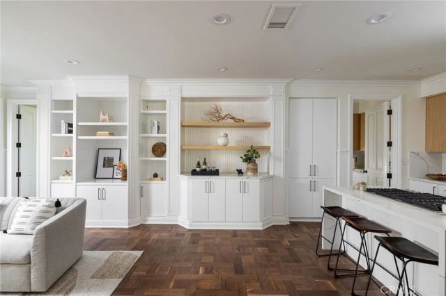 30 Long Bay, Newport Beach, CA 92660