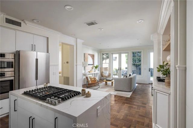 30 Long Bay, Newport Beach, CA 92660