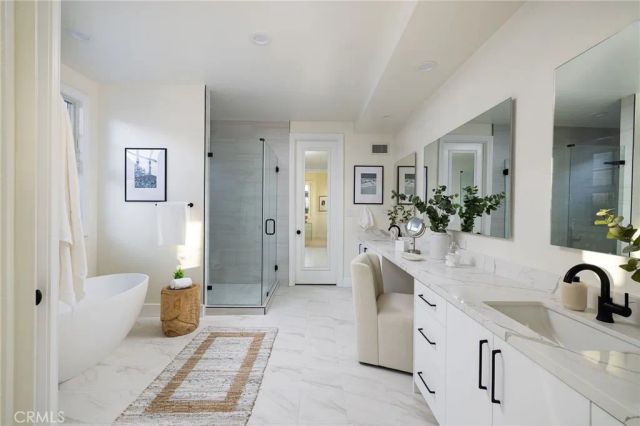 30 Long Bay, Newport Beach, CA 92660