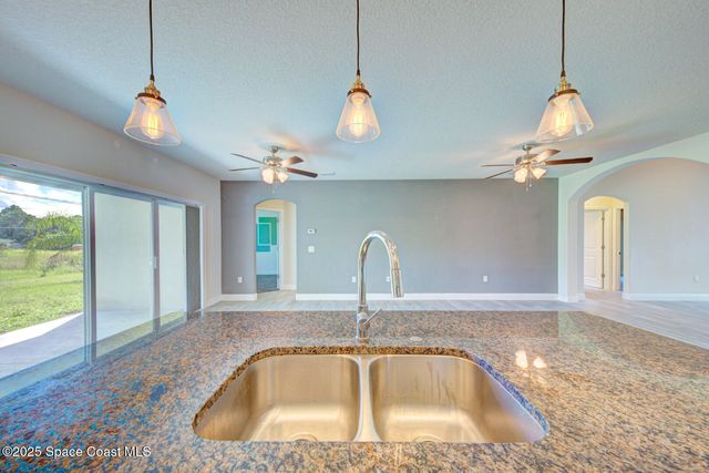 531 Topeka Road SW, Palm Bay, FL 32908
