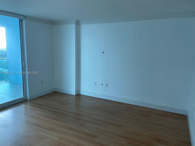 2101 Brickell Ave 1709, Miami, FL 33129