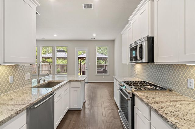 134 Moon Dance Court, Conroe, TX 77304