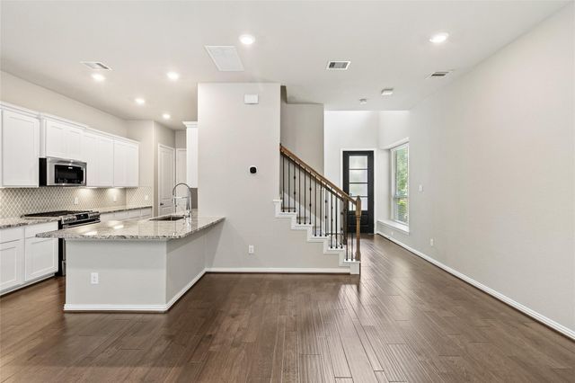 134 Moon Dance Court, Conroe, TX 77304