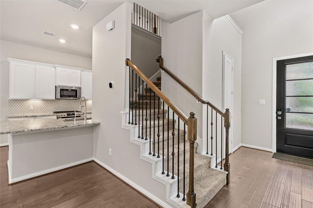 134 Moon Dance Court, Conroe, TX 77304