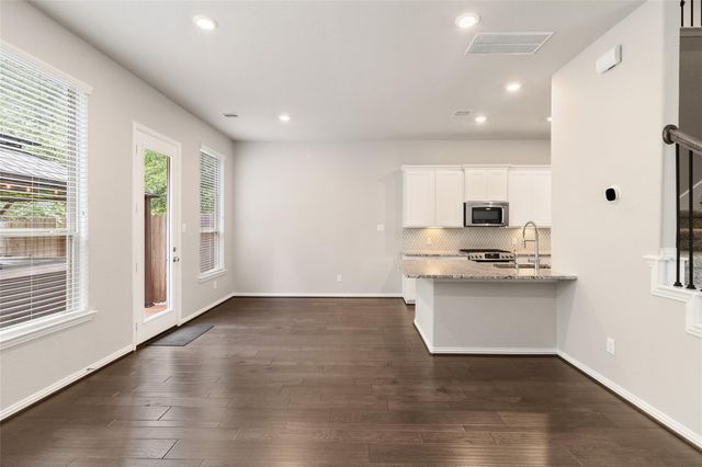134 Moon Dance Court, Conroe, TX 77304