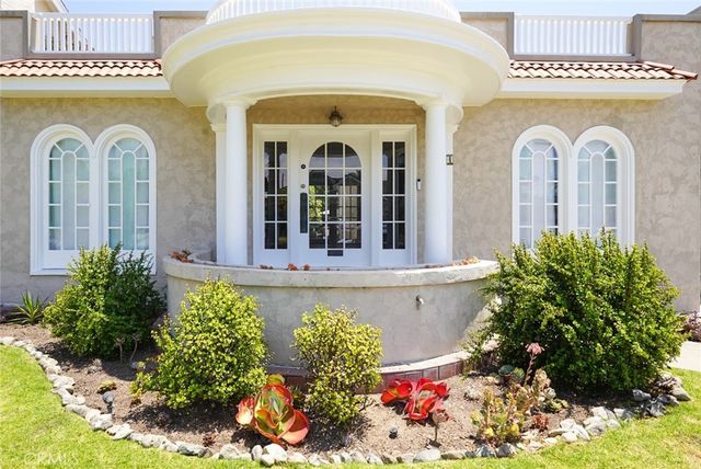 24 Lindero, Long Beach, CA 90803