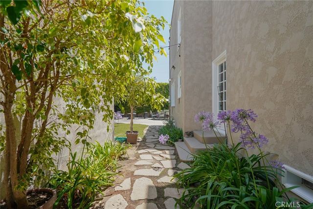 24 Lindero, Long Beach, CA 90803