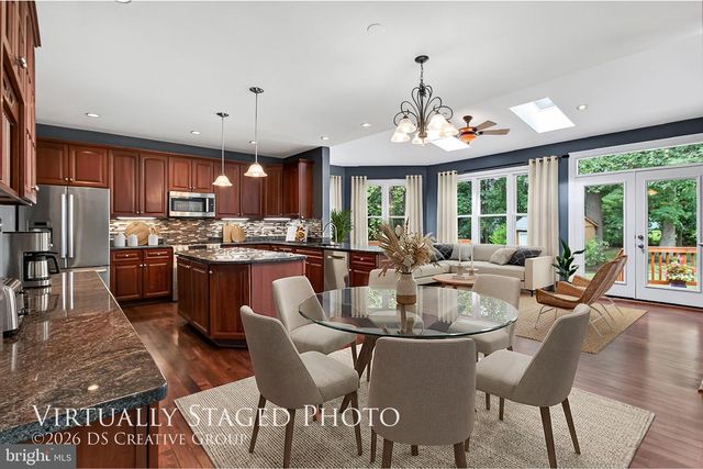 7822 THOR DR, Annandale, VA 22003