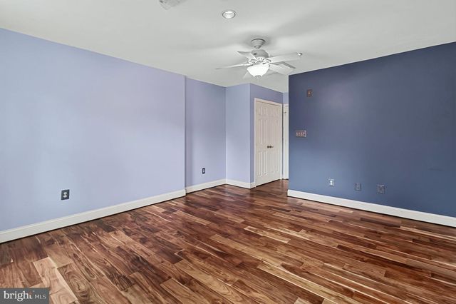 7822 THOR DR, Annandale, VA 22003