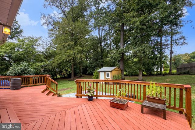 7822 THOR DR, Annandale, VA 22003