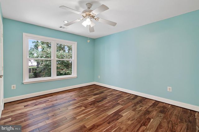 7822 THOR DR, Annandale, VA 22003