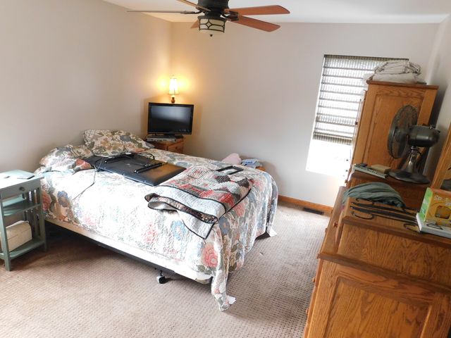 1064 N 129th Infantry Drive, Joliet, IL 60435