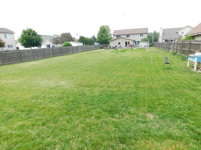 1064 N 129th Infantry Drive, Joliet, IL 60435