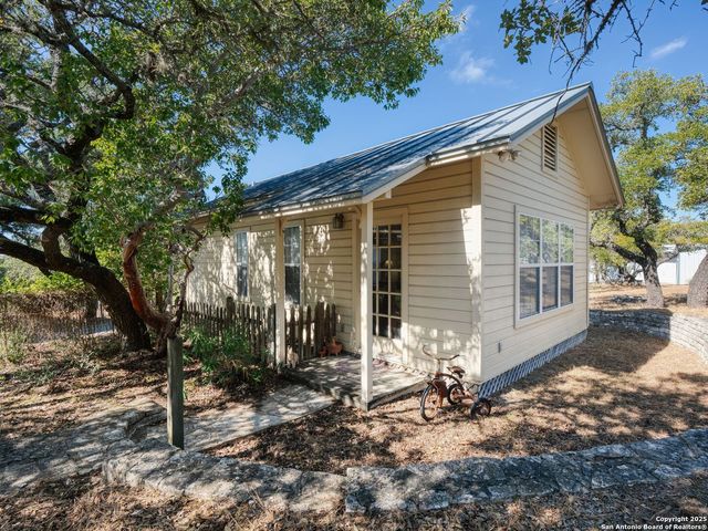 146 Upper Cibolo Creek, Boerne, TX 78006