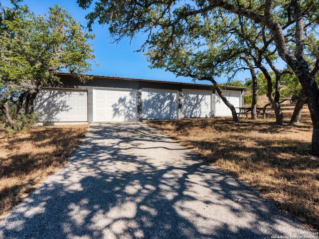 146 Upper Cibolo Creek, Boerne, TX 78006