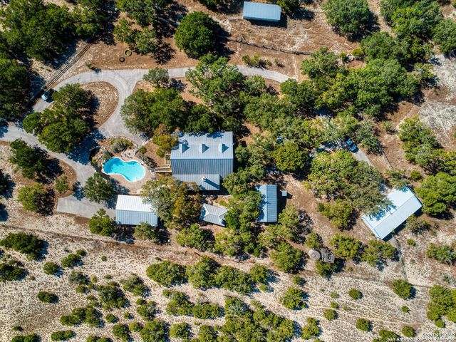 146 Upper Cibolo Creek, Boerne, TX 78006