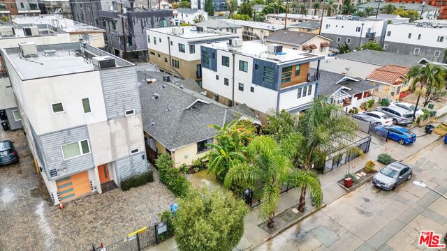 644 N Serrano Avenue, Los Angeles, CA 90004