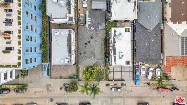 644 N Serrano Avenue, Los Angeles, CA 90004