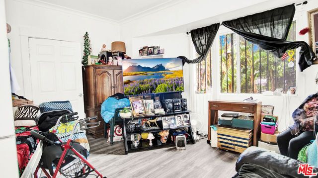 644 N Serrano Avenue, Los Angeles, CA 90004