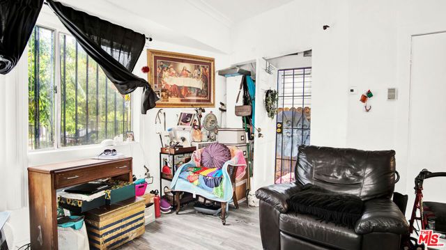 644 N Serrano Avenue, Los Angeles, CA 90004