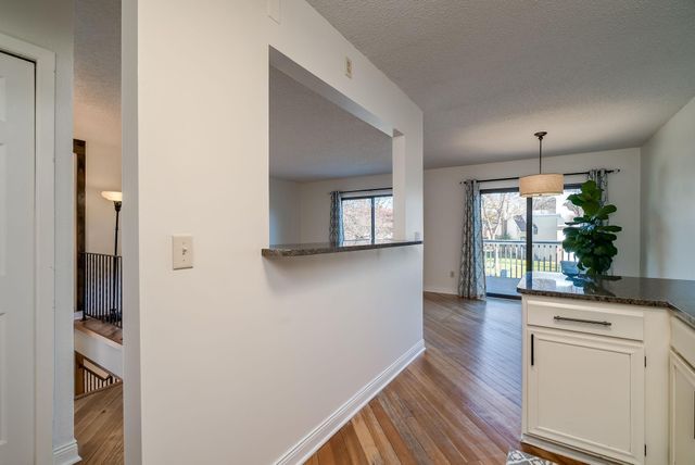 6970 Pima Lane, Chanhassen, MN 55317