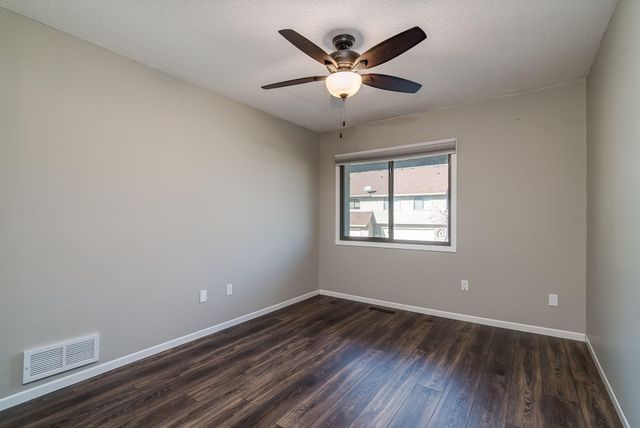 6970 Pima Lane, Chanhassen, MN 55317