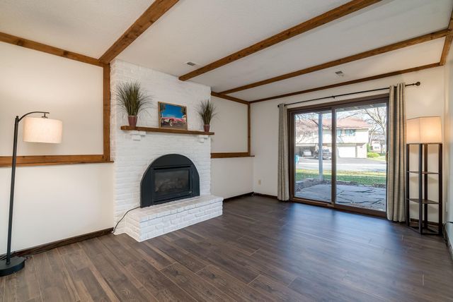 6970 Pima Lane, Chanhassen, MN 55317