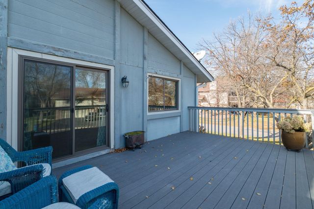 6970 Pima Lane, Chanhassen, MN 55317