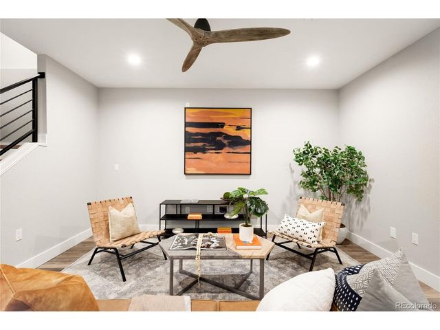 6660 Warren Dr, Denver, CO 80221