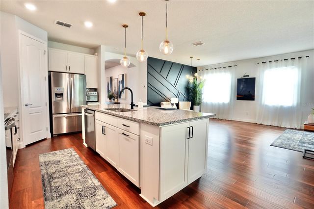 10401 MALVASIA AVENUE, Riverview, FL 33578