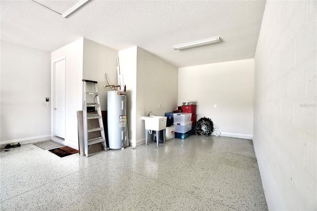 10401 MALVASIA AVENUE, Riverview, FL 33578