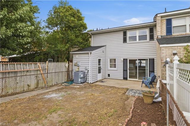 833 Saint Denis CT, Virginia Beach, VA 23455