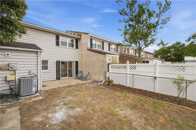 833 Saint Denis CT, Virginia Beach, VA 23455
